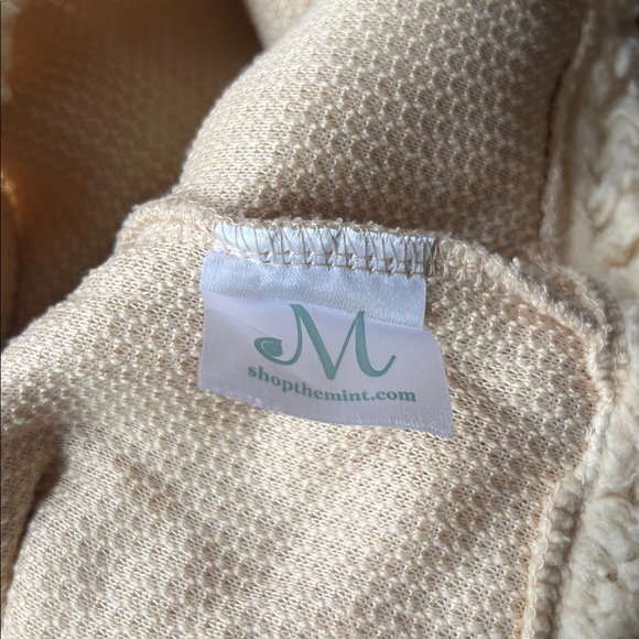 Mint July Faux Sherpa Soft Fuzzy Half Zip Pullover Sweatshirt NEW - Picture 5 of 5